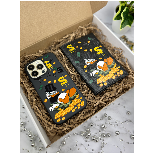 фото Подарочный набор musthavecase: черный силиконовый чехол для iphone 13 pro/ айфон 13 про + черная кожаная обложка на паспорт богатенькая утка