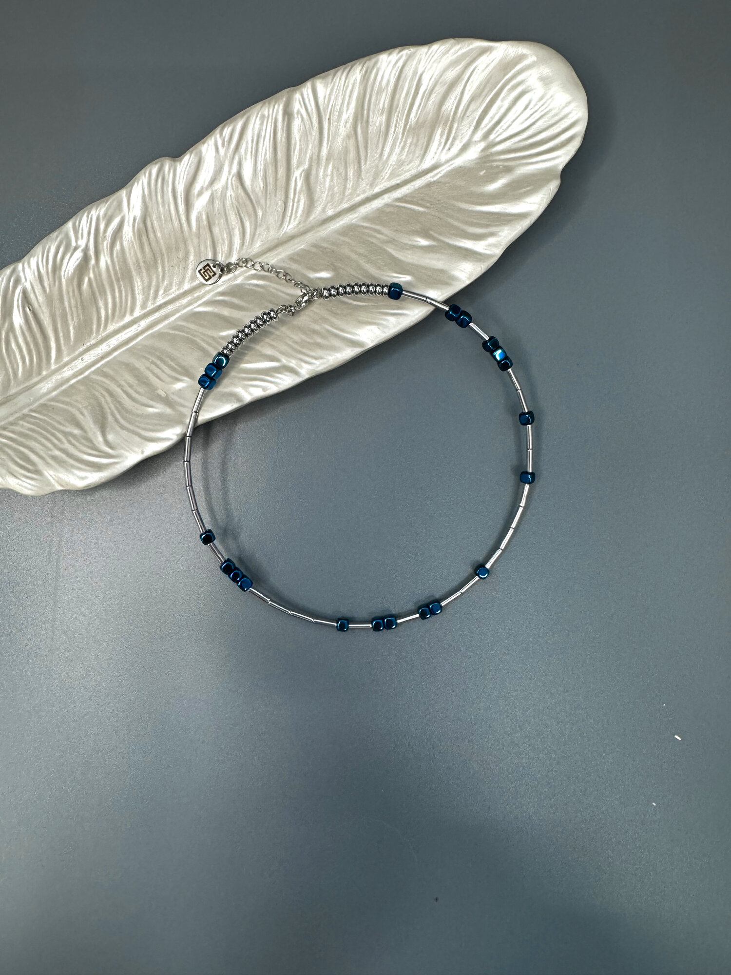 Колье, гематит, длина 35 см, серый металлик — фото 1