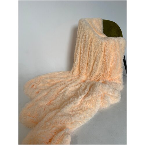 Пушистый плед с длинным ворсом 