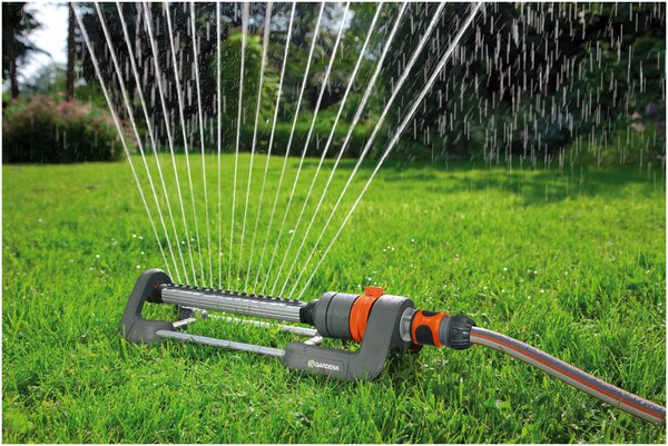 Дождеватель осциллирующий Gardena Aqua M 18702-20.000.00