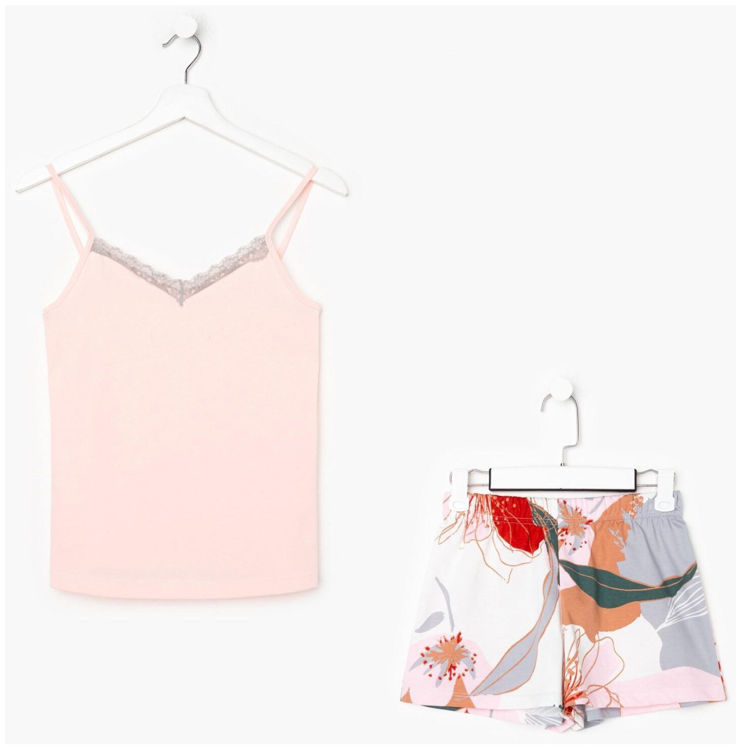 Пижама KAFTAN "Цветы" (майка, шорты) женская, цвет розовый, размер 48-50 - фотография № 1