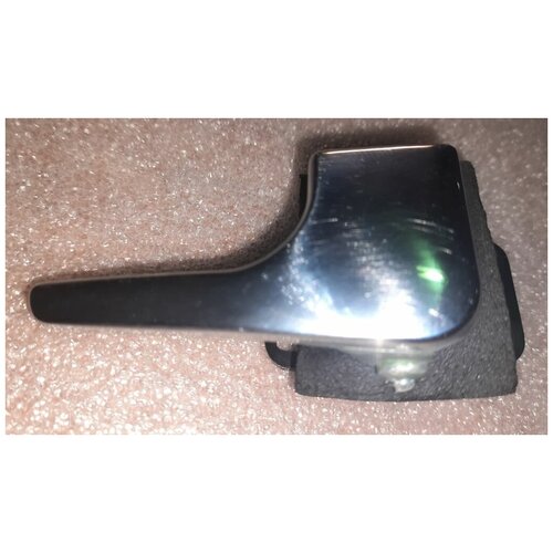 Ручка двери внутренняя УАЗ Патриот правая с кронштейном и уплотнителем в сборе