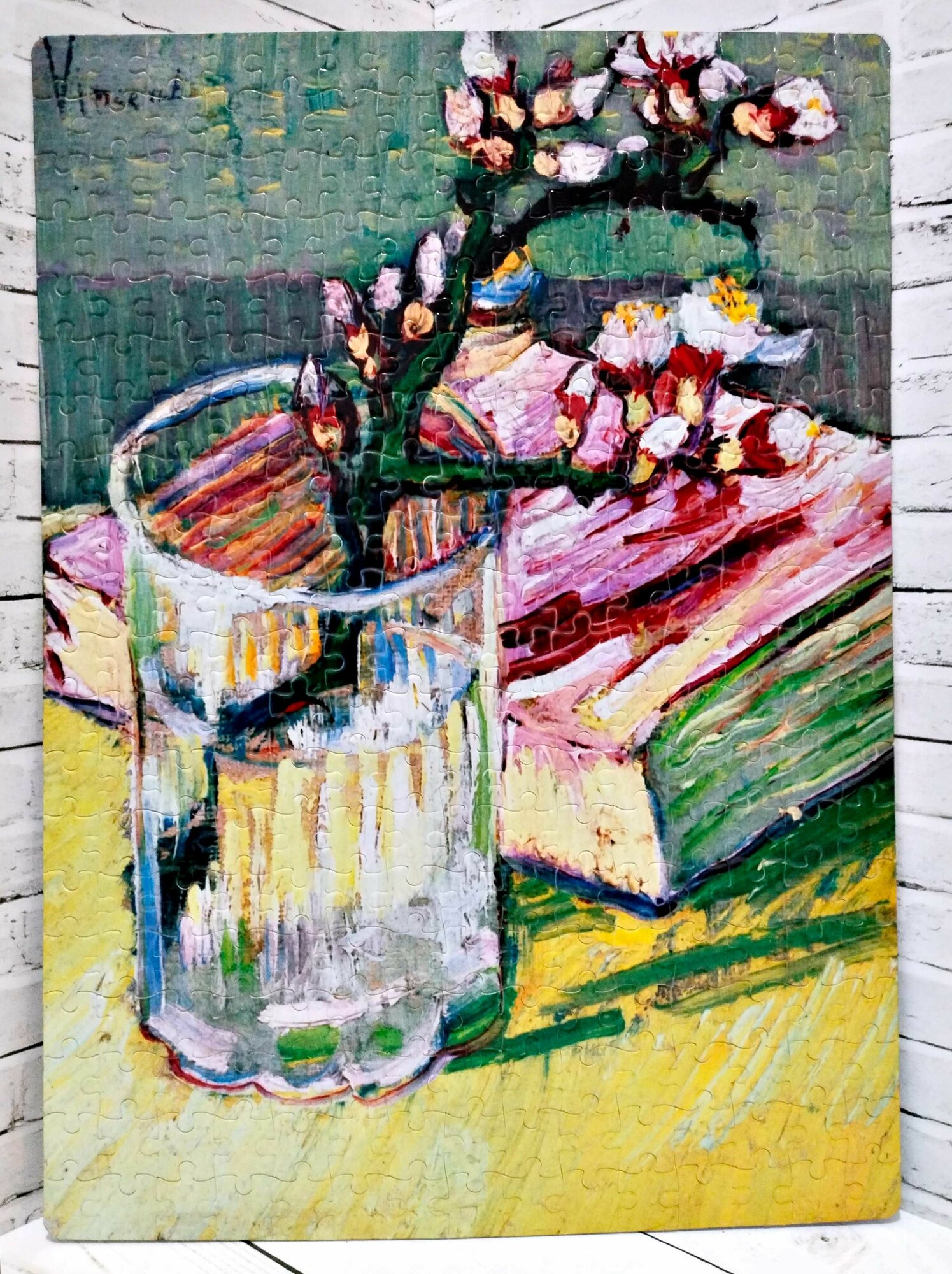 Пазл 252 деталей А3 Винсент Ван Гог - Ветка цветущего миндаля в стакане и книга