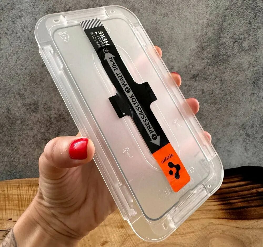 Защитное стекло SPIGEN /для iPhone 16 Pro Max / Черная рамка 2 шт + каркас для установки — фото 1