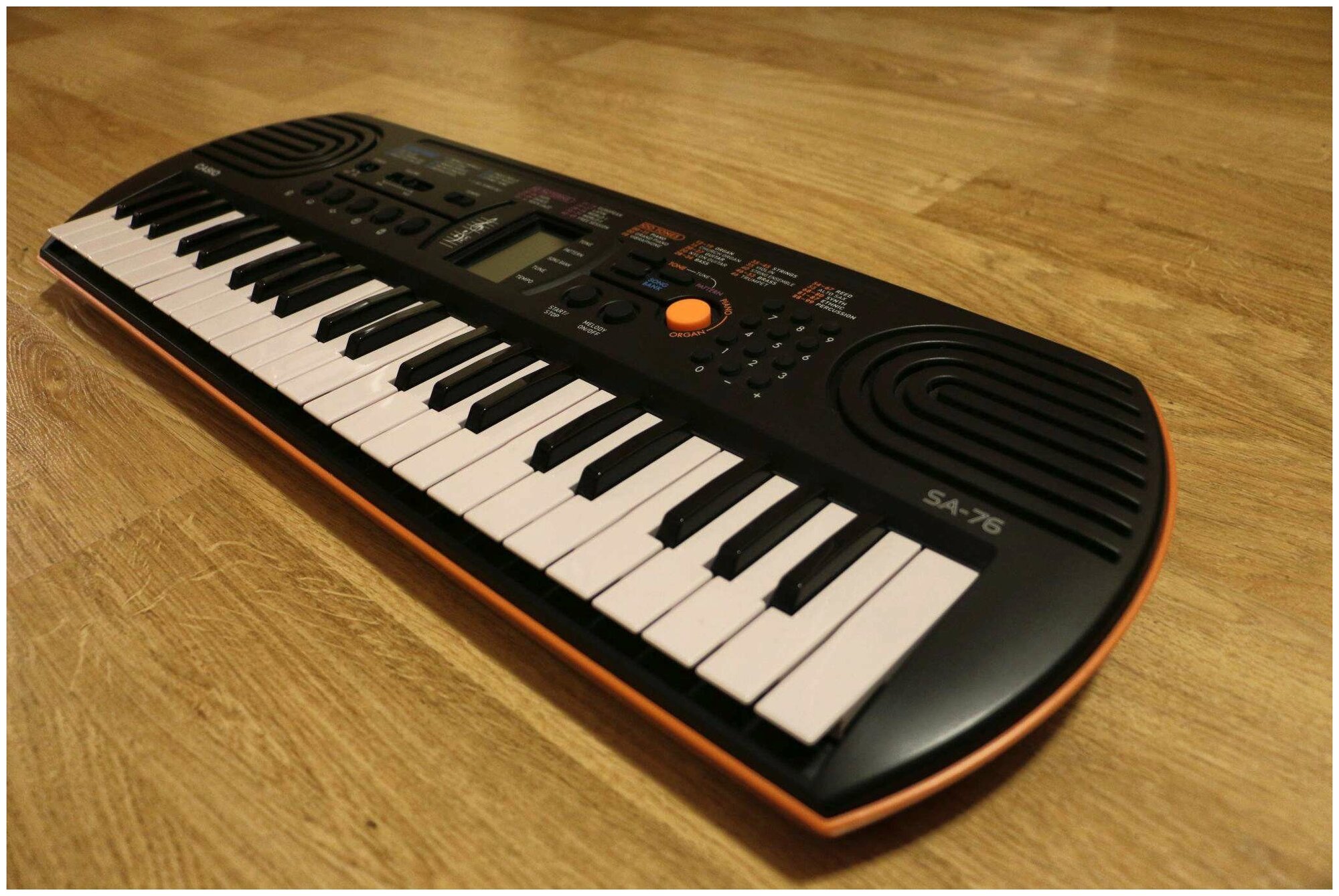 Синтезатор CASIO SA-76