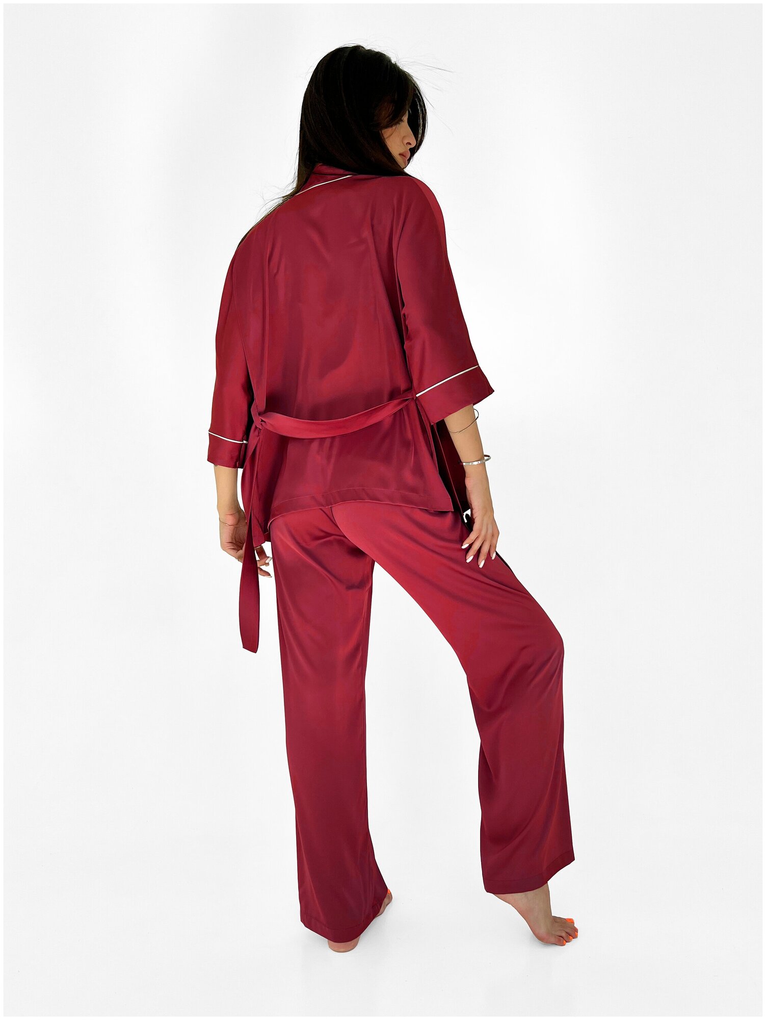 Пижама женская шелковая Bright Fame / Комплект домашнего костюма / Пижамный костюм: кимоно и брюки, цвет винный, S - фотография № 5