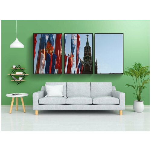 фото Набор модулных постеров для интерьера "кремль, флаги, празднование дня победы" 60x90 см. в тубусе, без рамки lotsprints