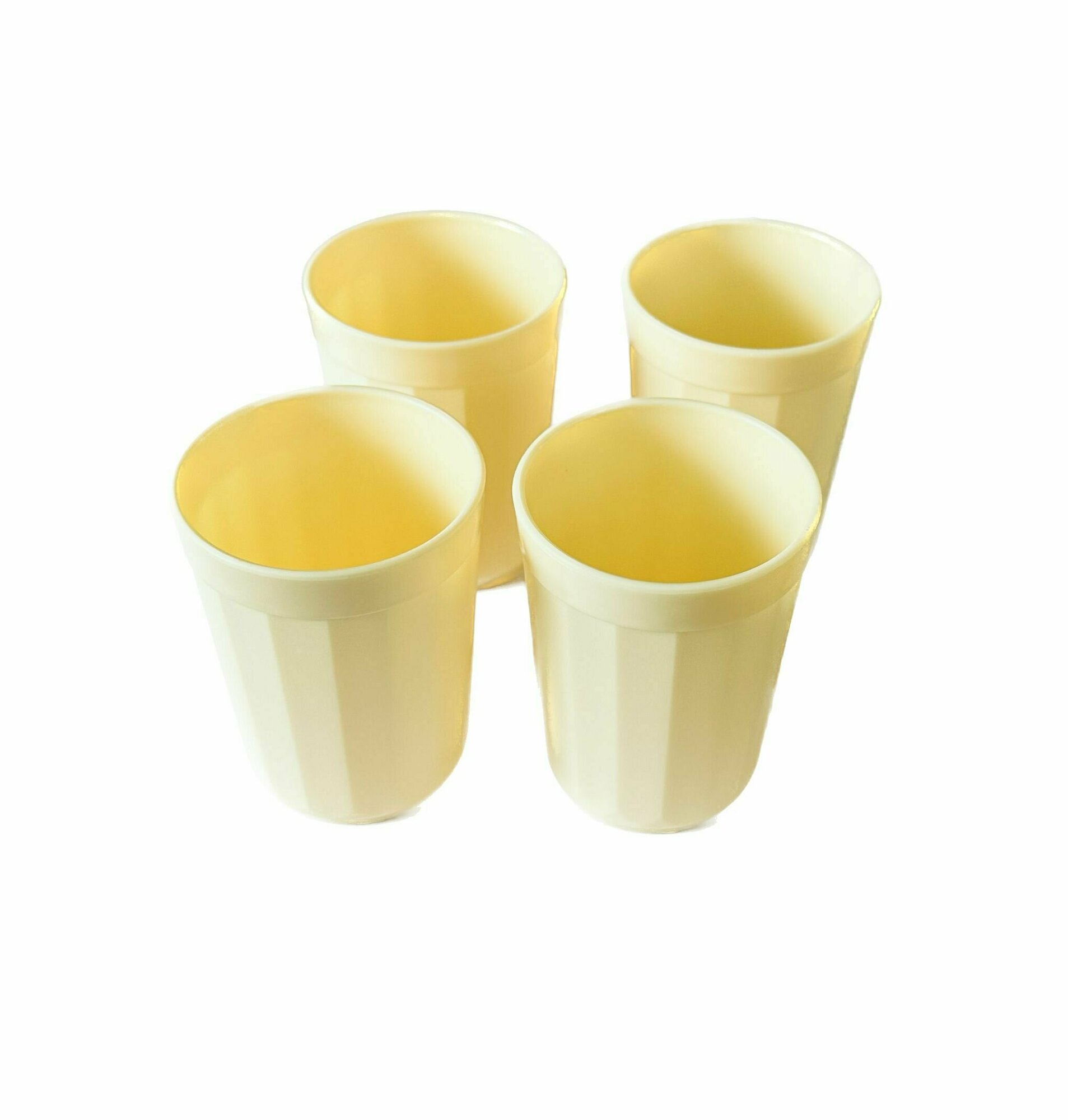 фото Набор стаканов (h7см, d5см) плотный пластик, 4 штуки