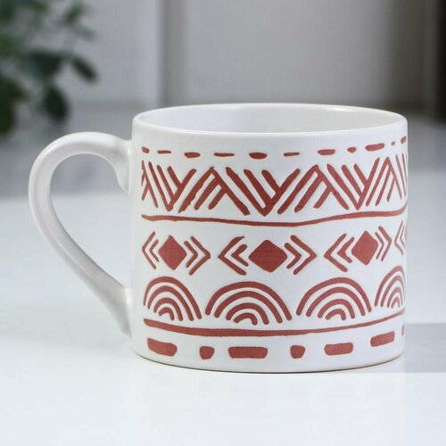 Кружка керамическая белая Абстракция