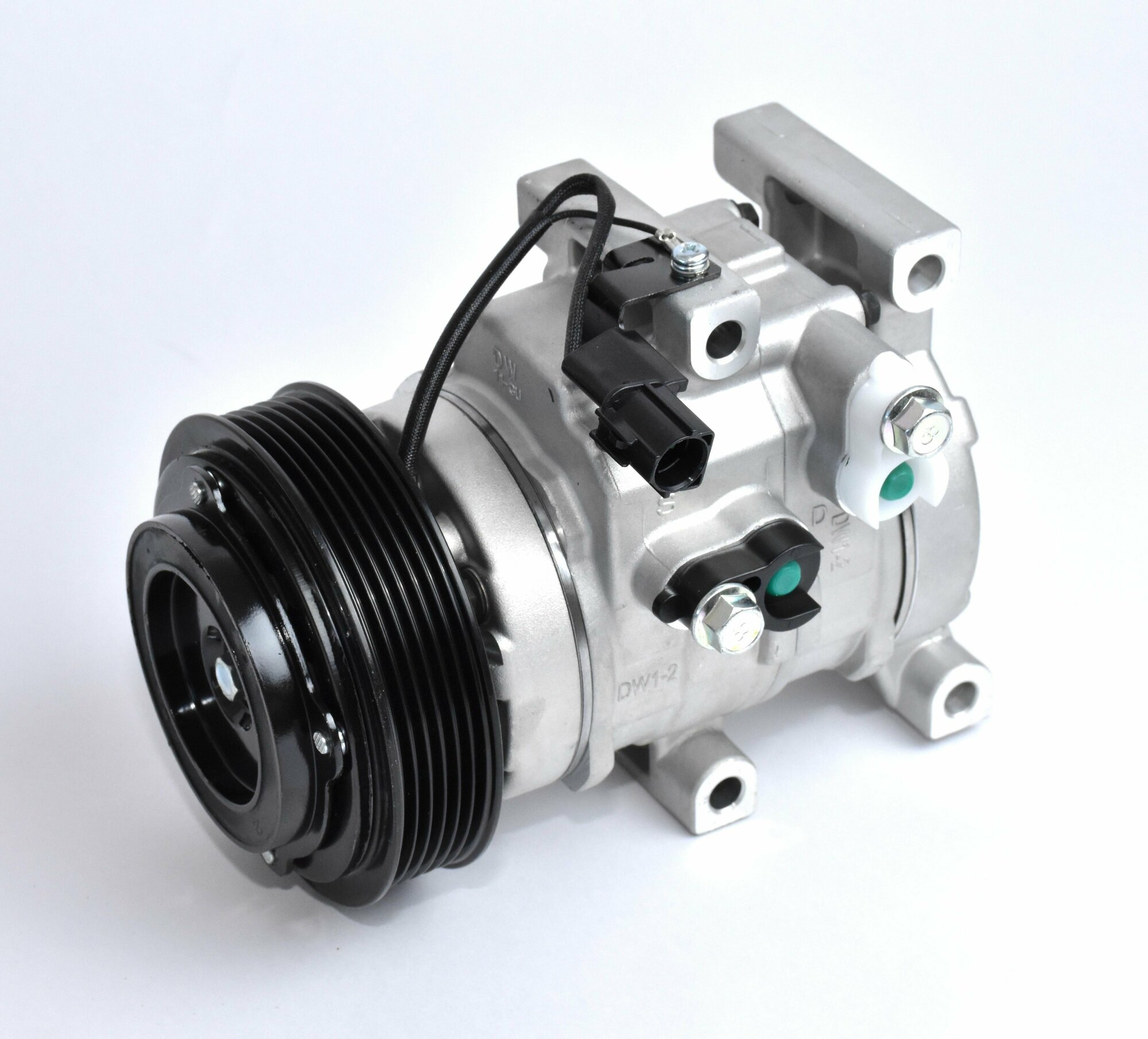 фото Компрессор кондиционера новый для Hyundai Solaris 1 и Kia Rio 3 977014L000