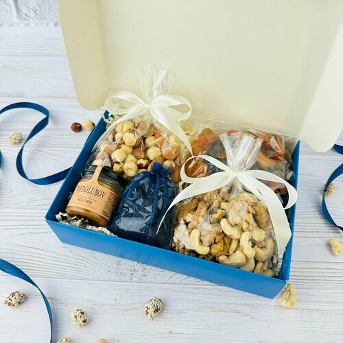 Подарочный набор Избранный, чай, мёд-суфле, орехи, сухофрукты подарочный набор вкусный подарок мёд суфле и чай бокс новогодний подарок