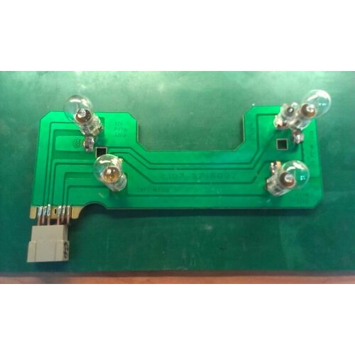 Плата задн фонаря в сборе 2107 прав с лампой 1357₽