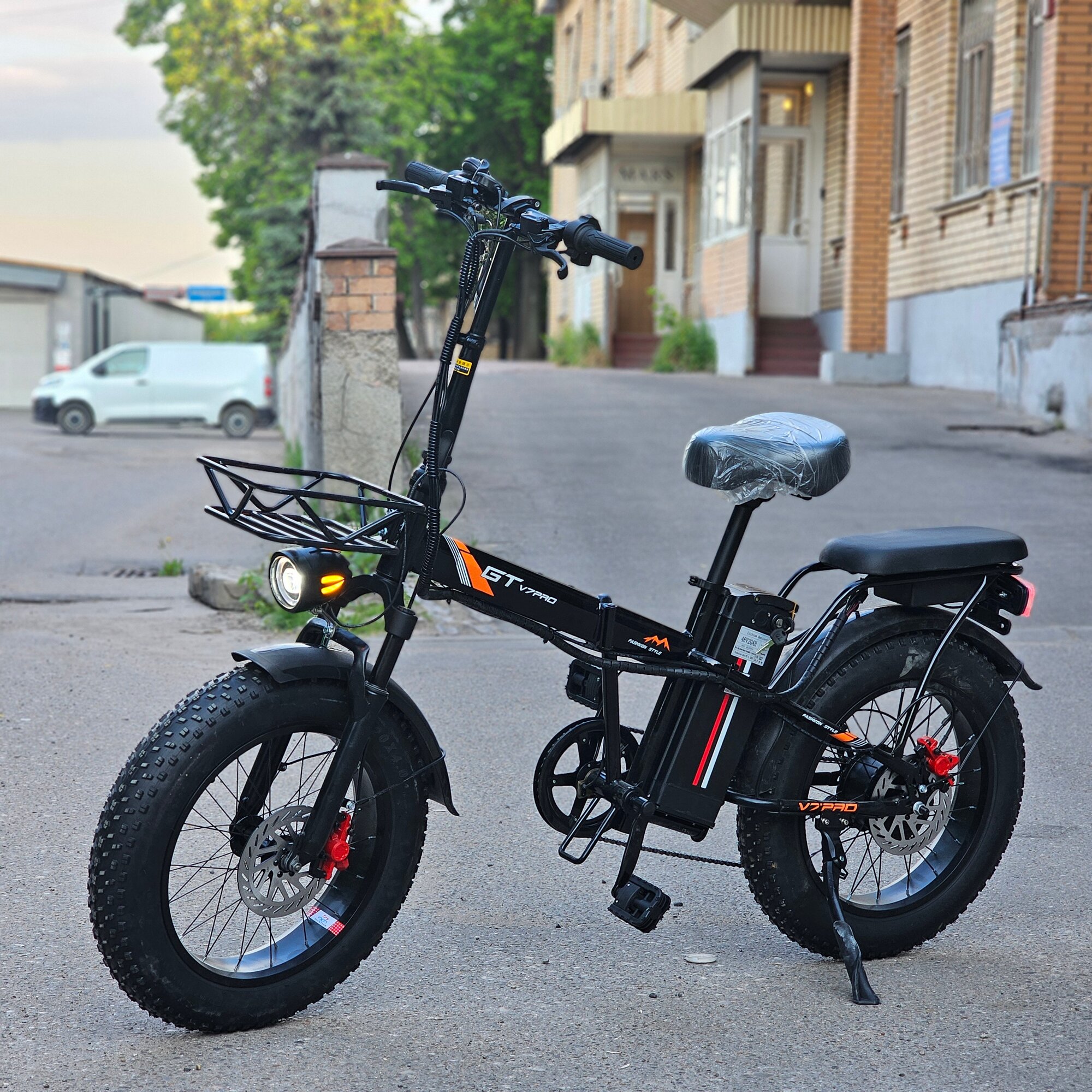 Электровелосипед GT V7 Pro 48V/20Ah гидравлика. Черный