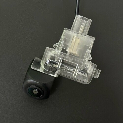 Камера заднего вида Mazda 6 2014 2000₽