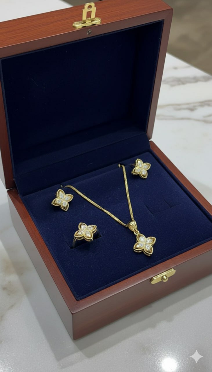 Комплект бижутерии: серьги, кольцо, Swarovski Zirconia