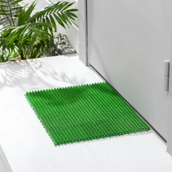 Покрытие ковровое щетинистое "Травка-эконом", 36x48 см, цвет зелёный