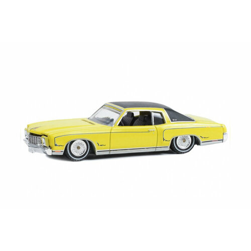 Chevrolet monte carlo 1971 sunflower yellow/black