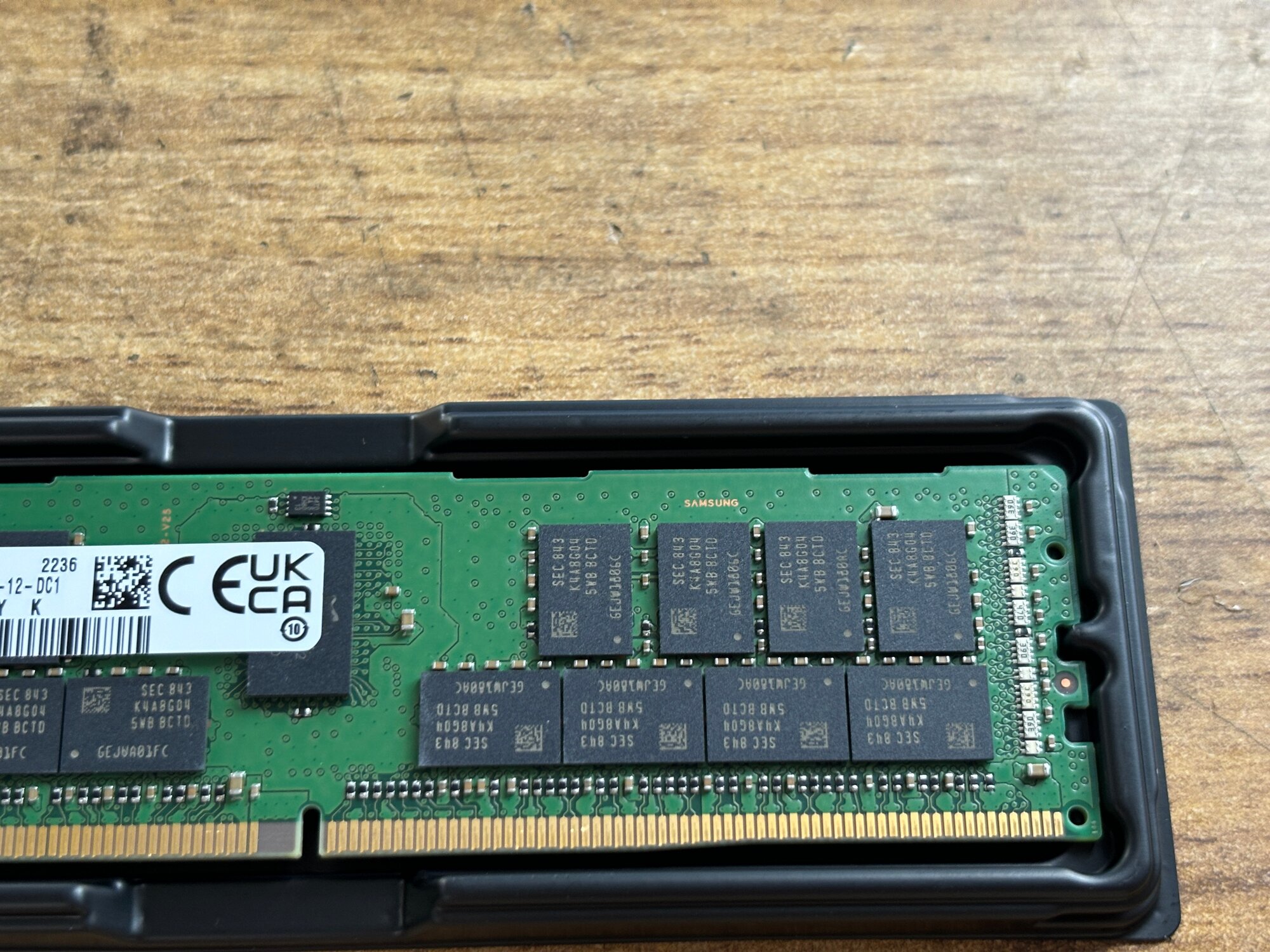 Модуль памяти DDR4 32GB Samsung PC4-25600 3200MHz CL22 ECC Reg 1.2V - фото №10
