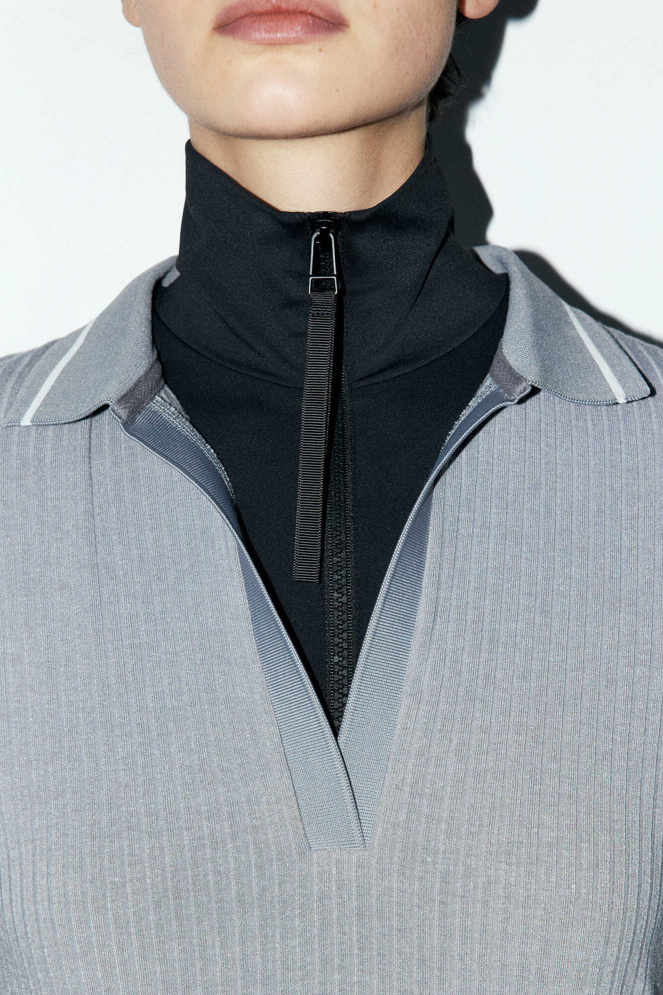 Платье Befree Basic, размер S, серый — фото 1