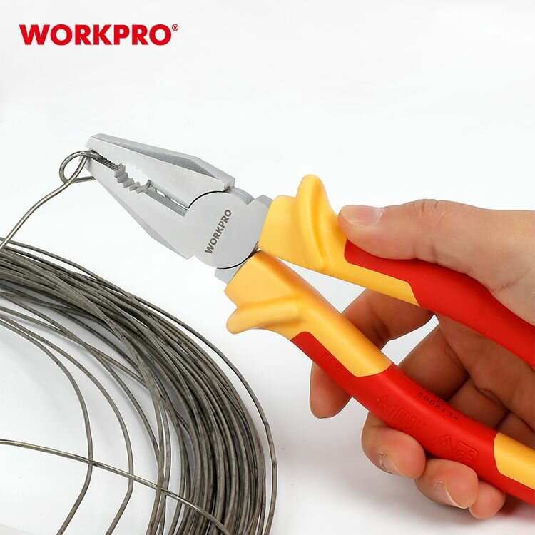 Плоскогубцы комбинированные диэлектрические 200 мм WORKPRO — фото 1