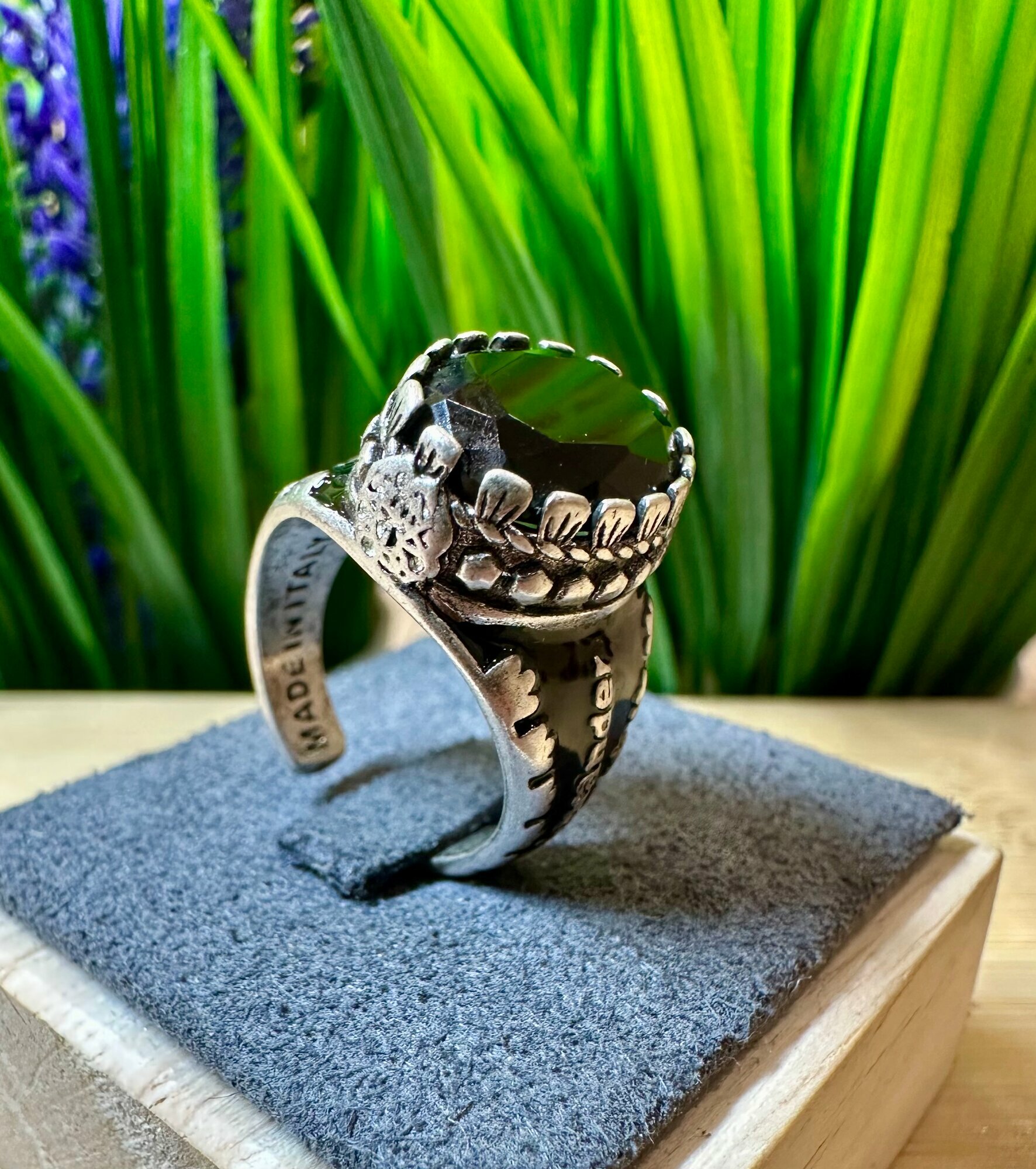 Кольцо AVZ FASHION, искусственный камень, безразмерное, черненое серебро