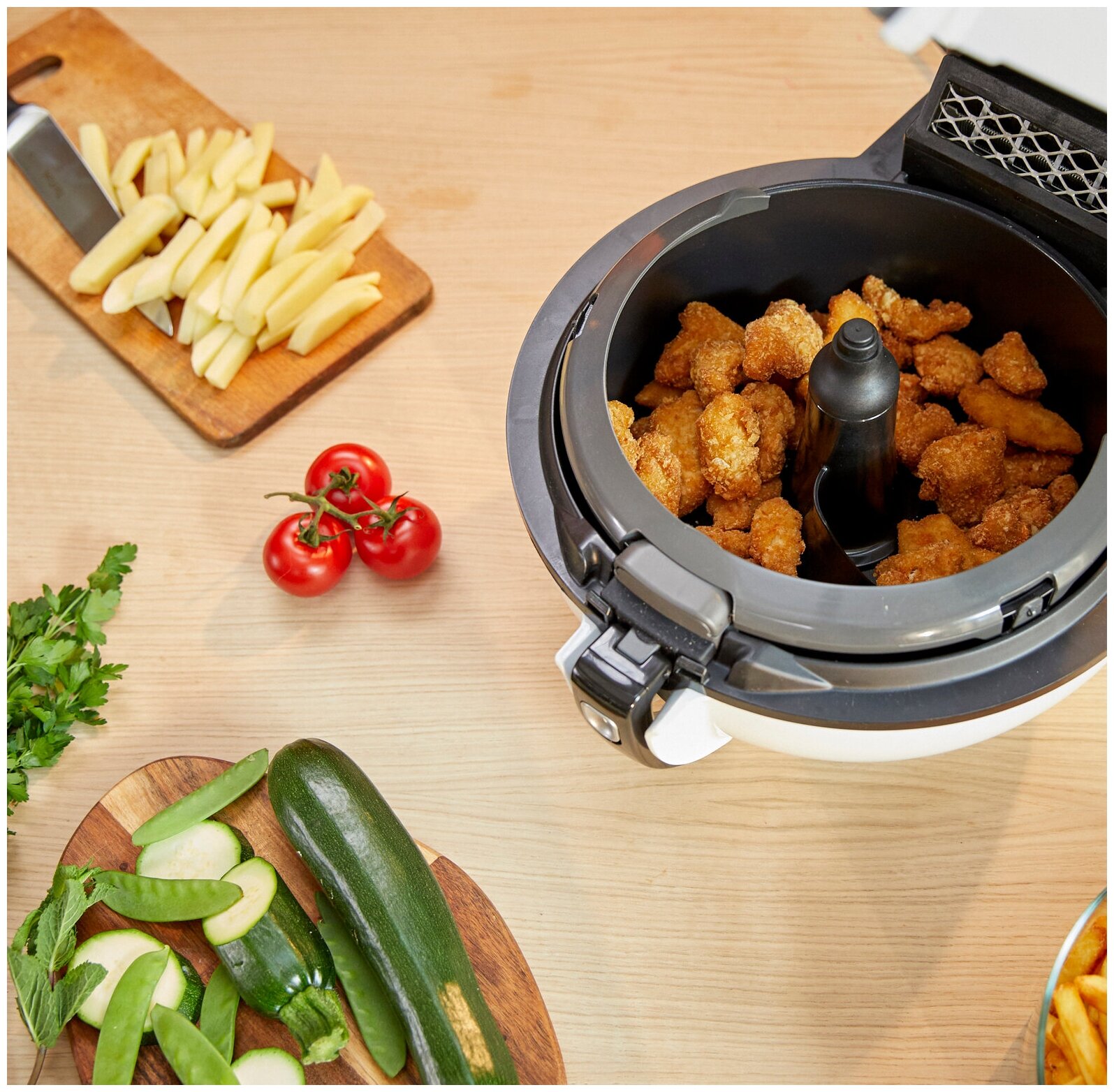 Аэрогриль Tefal ActiFry Genius FZ760030, 1350 Вт, 9 автоматических программам - фотография № 6