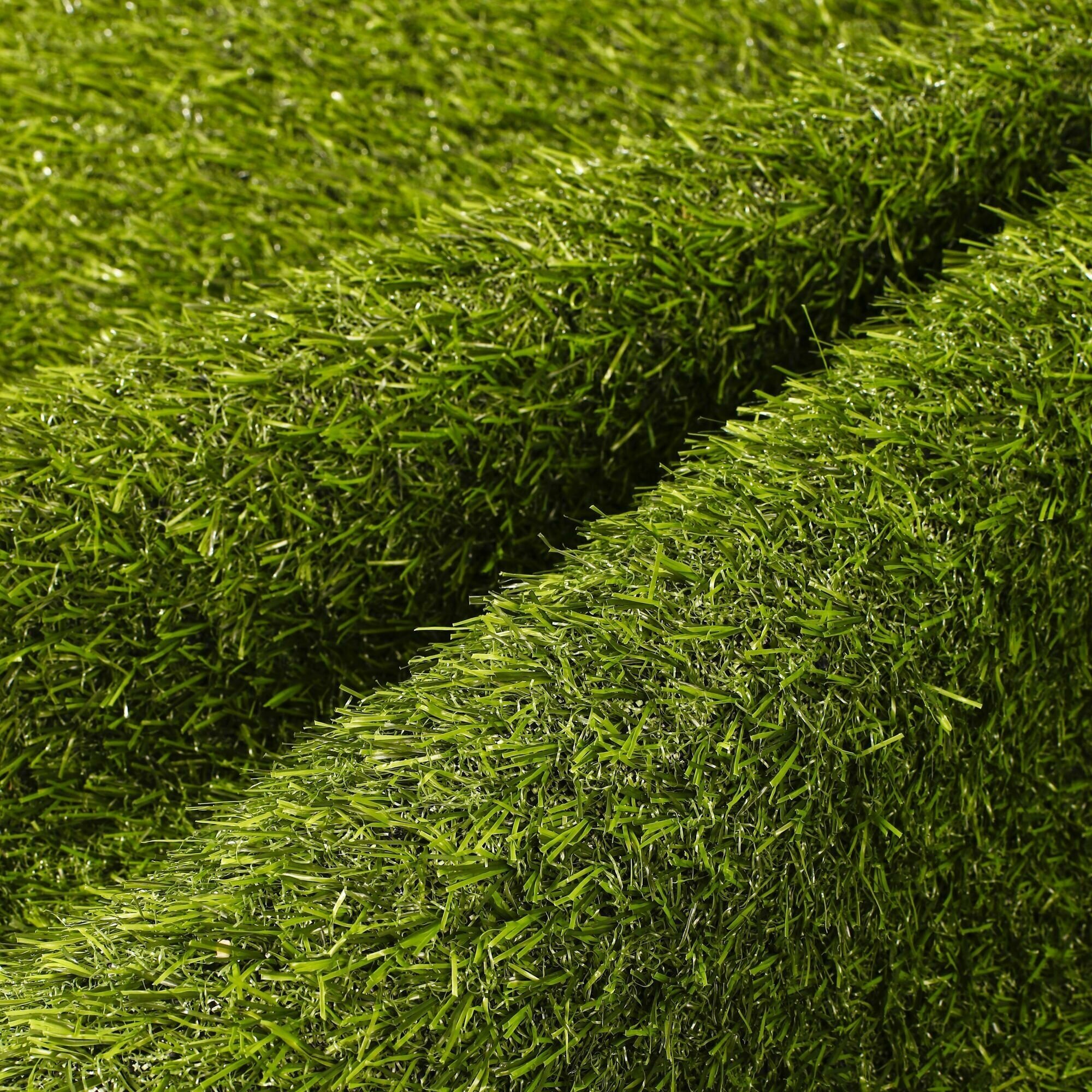 Искусственный газон в рулоне для декора 1,2х6,5м Premium Grass 20 Green, высота ворса 20 мм. Искусственная трава. - фотография № 16