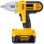 Аккумуляторный ударный гайковерт DeWALT DC800M2