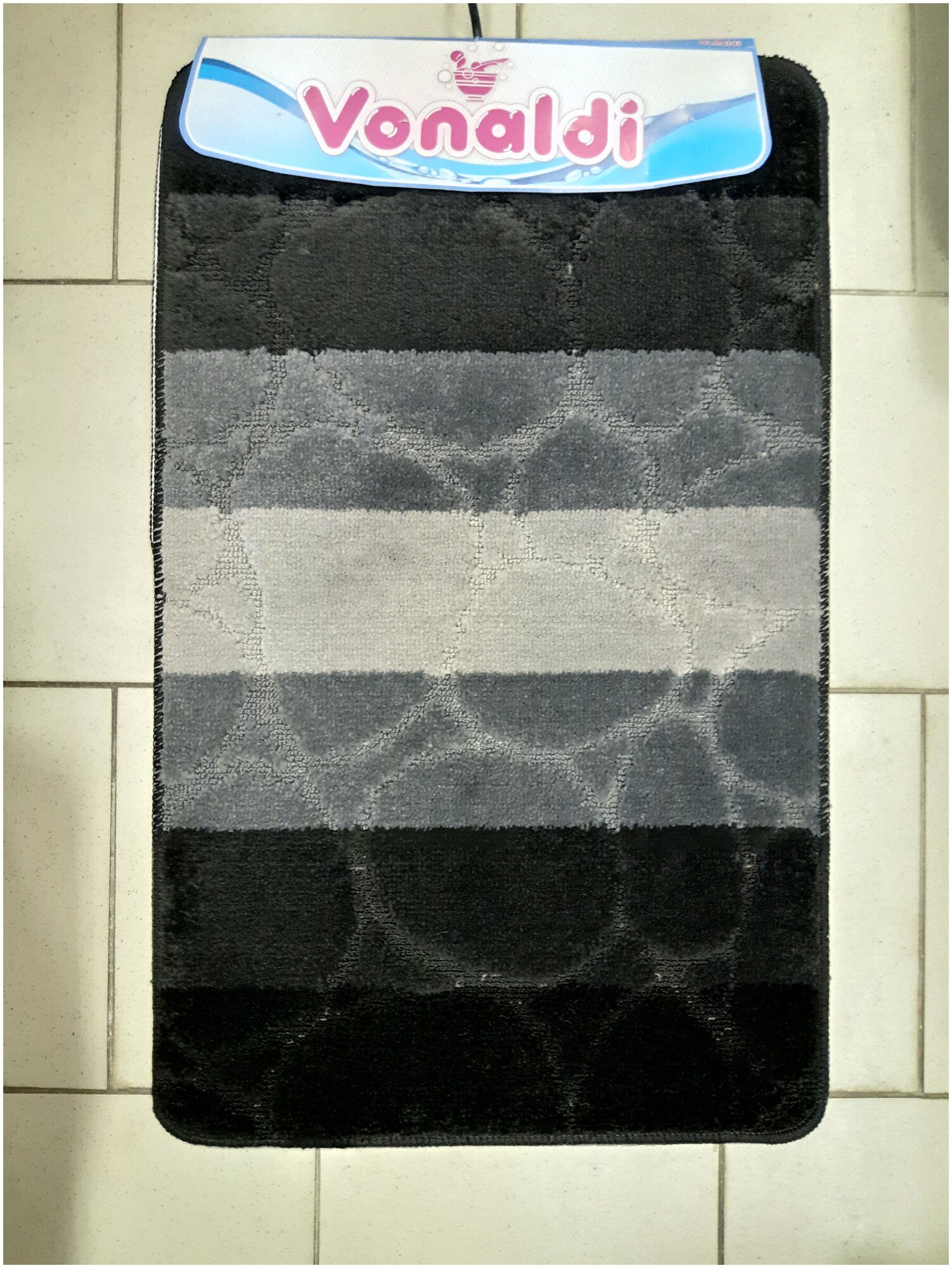 Набор ковриков для ванной комнаты 50*8050*40см цвет серо-черный .