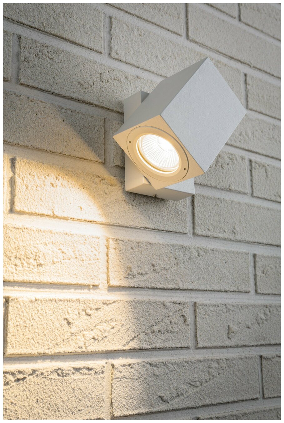 Уличный настенный светодиодный светильник Paulmann Cube / - фото №4