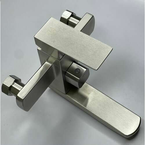 Смеситель WASSERZIMMER для ванны шар.40мм. переключение в корпусе излив 20см. Нержавейка