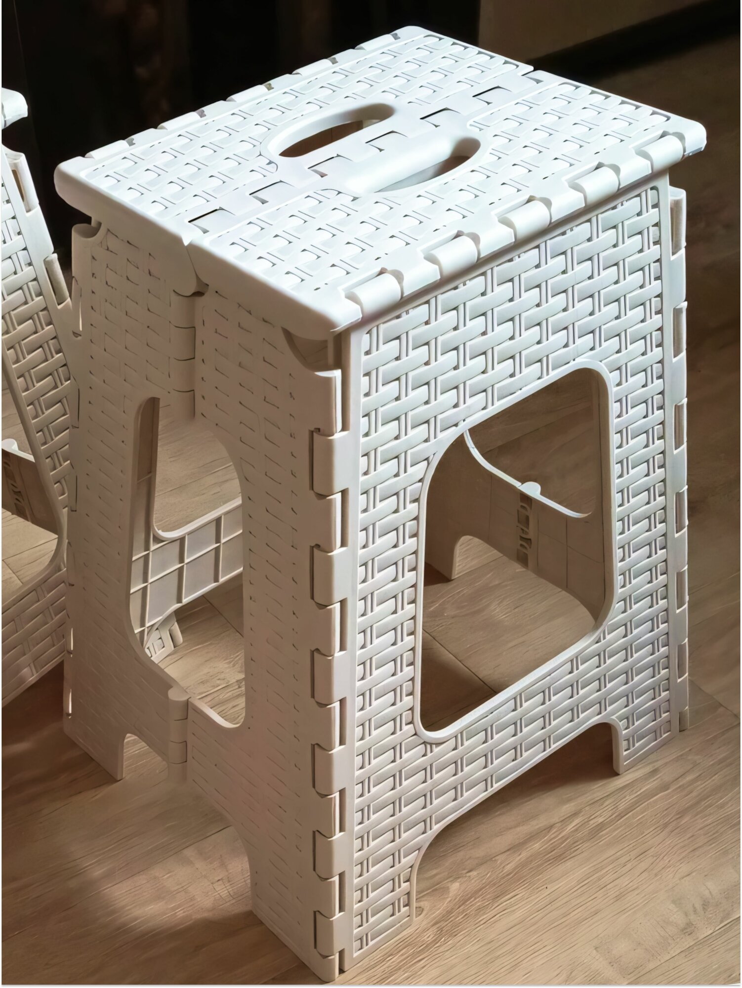 Изображение Табурет складной большой до 125 кг "Плетенка" 1шт