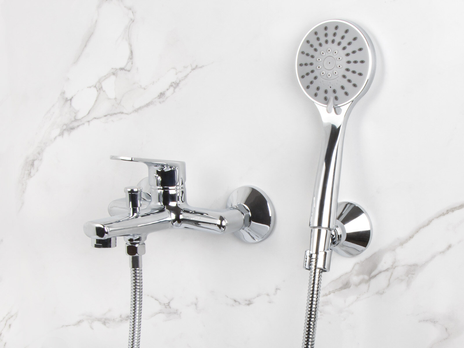 Смеситель для ванны AV ENGINEERING с монолитным изливом AVHOB3-A163 — фото 1