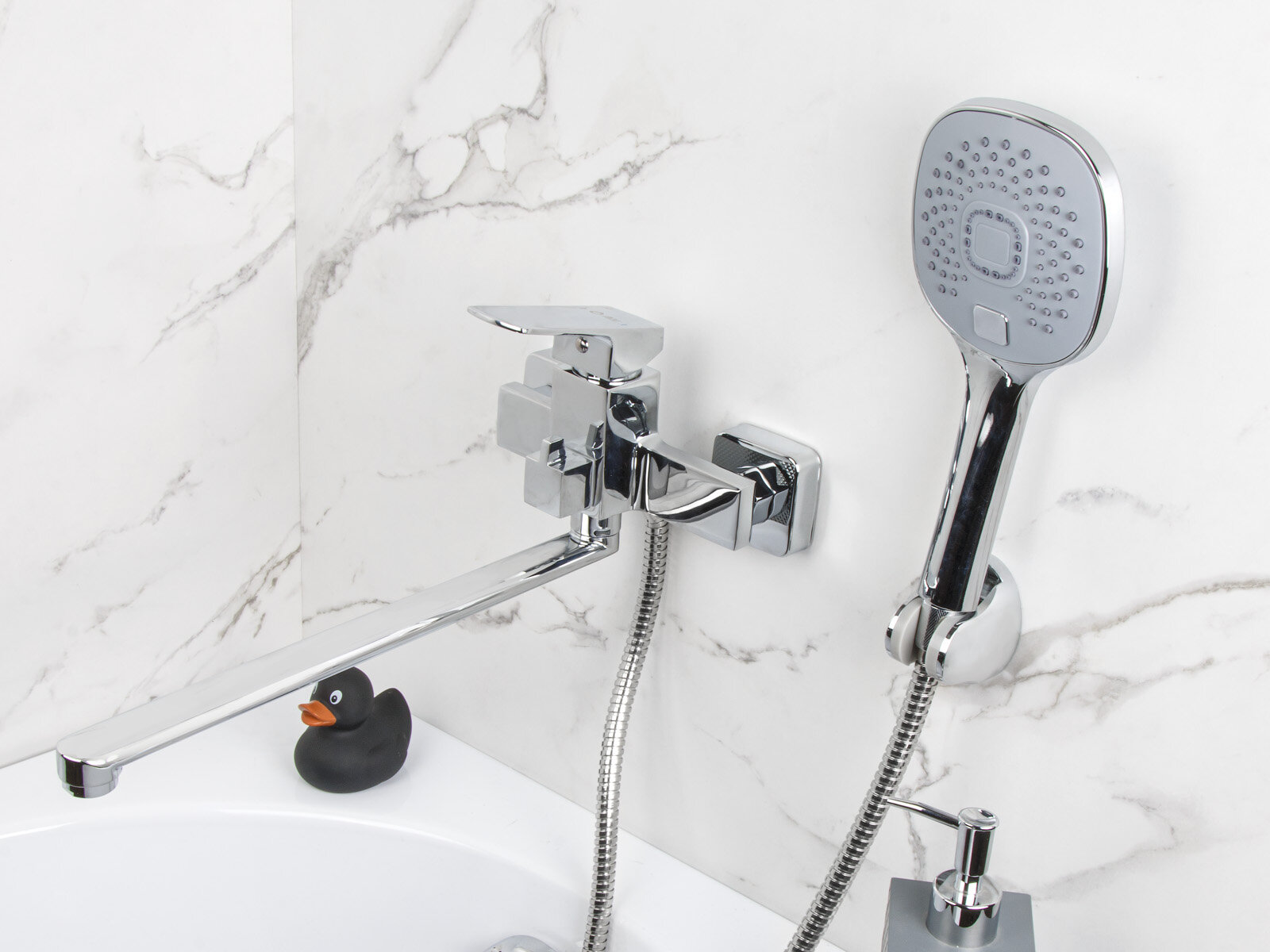 Смеситель для ванной с душем AV ENGINEERING Neo с поворотным изливом (AVNEO7-A170-122) — фото 1