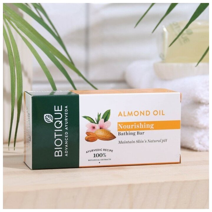 Мыло Миндаль Биотик (Almond soap Biotique), 150 грамм