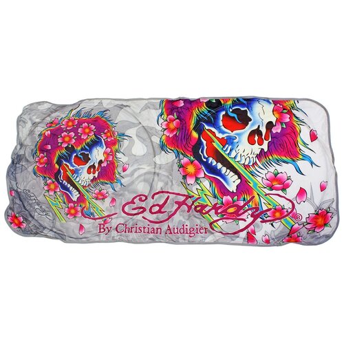 Солнцезащитная шторка на стекло автомобильная ED HARDY 145х66 см. Солнцезащитная шторка на лобовое стекло автомобильная BEAUTIFUL GHOST EH-00738