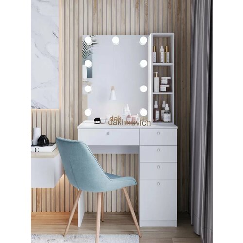 Туалетный столик с зеркалом и подсветкой