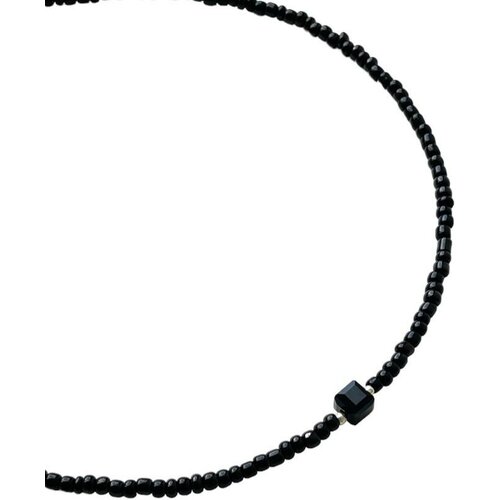 Чокер из бисера