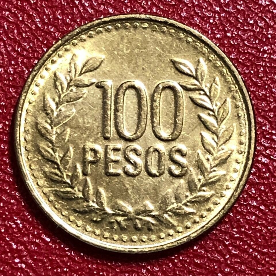 Монета Колумбия 100 песо 2010 год #1-7