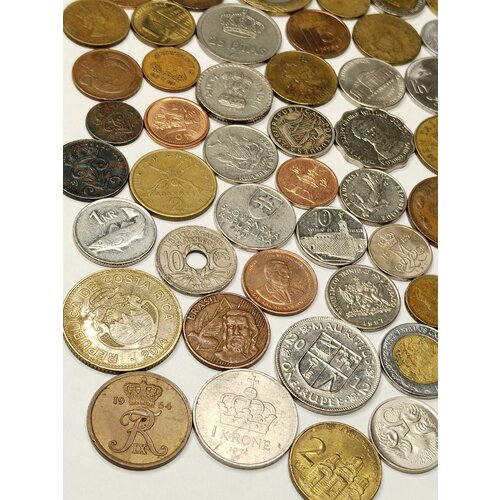расширенная коллекция 50 монет снг без повторов по типу xf unc Коллекция монет мира, 240 шт. без повторов по типу. Из обращения. XF