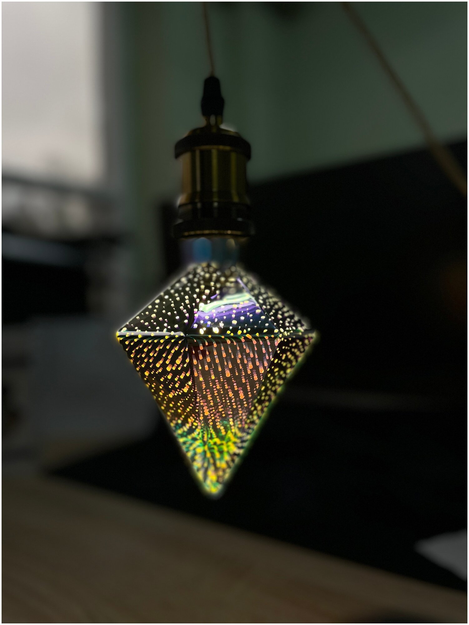 Лампочка светодиодная филаментная GIS-SOLAR 3D-G125-E27-2Вт-220В-FIERWORKS