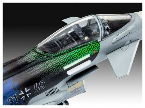 Сборная модель Revell 1/72 Истребитель Eurofighter "Luftwaffe 2020 Quadriga" 03843 - фото №3
