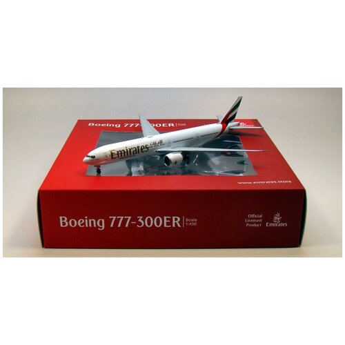 Модель самолёта Boeing 777-300ER Emirates 1:400