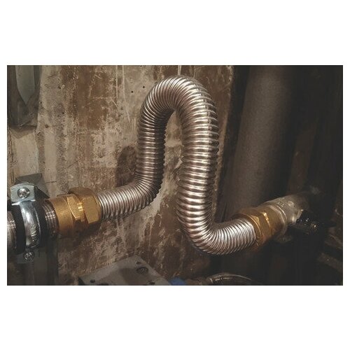 Тройник с креплением 15 х 1/2