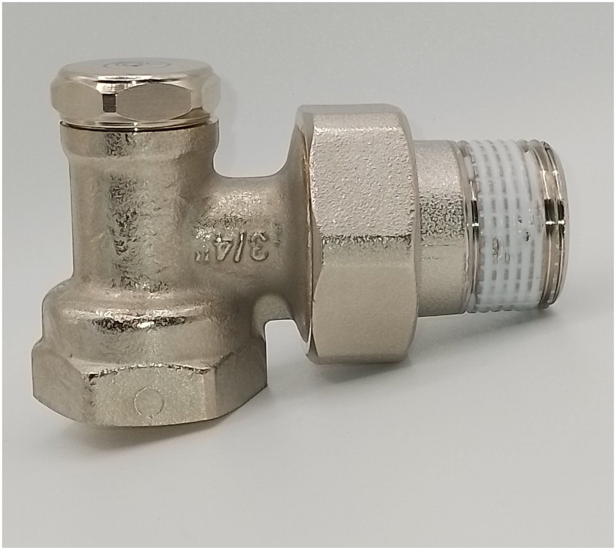 Клапан (вентиль кран) для радиатора 3/4" ВН - угловой Pettinaroli