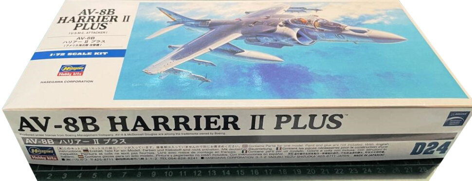 Картинки Сборная модель штурмовика ВМС США AV-8B Harrier II Plus (1/72) 00454 Hasegawa D24