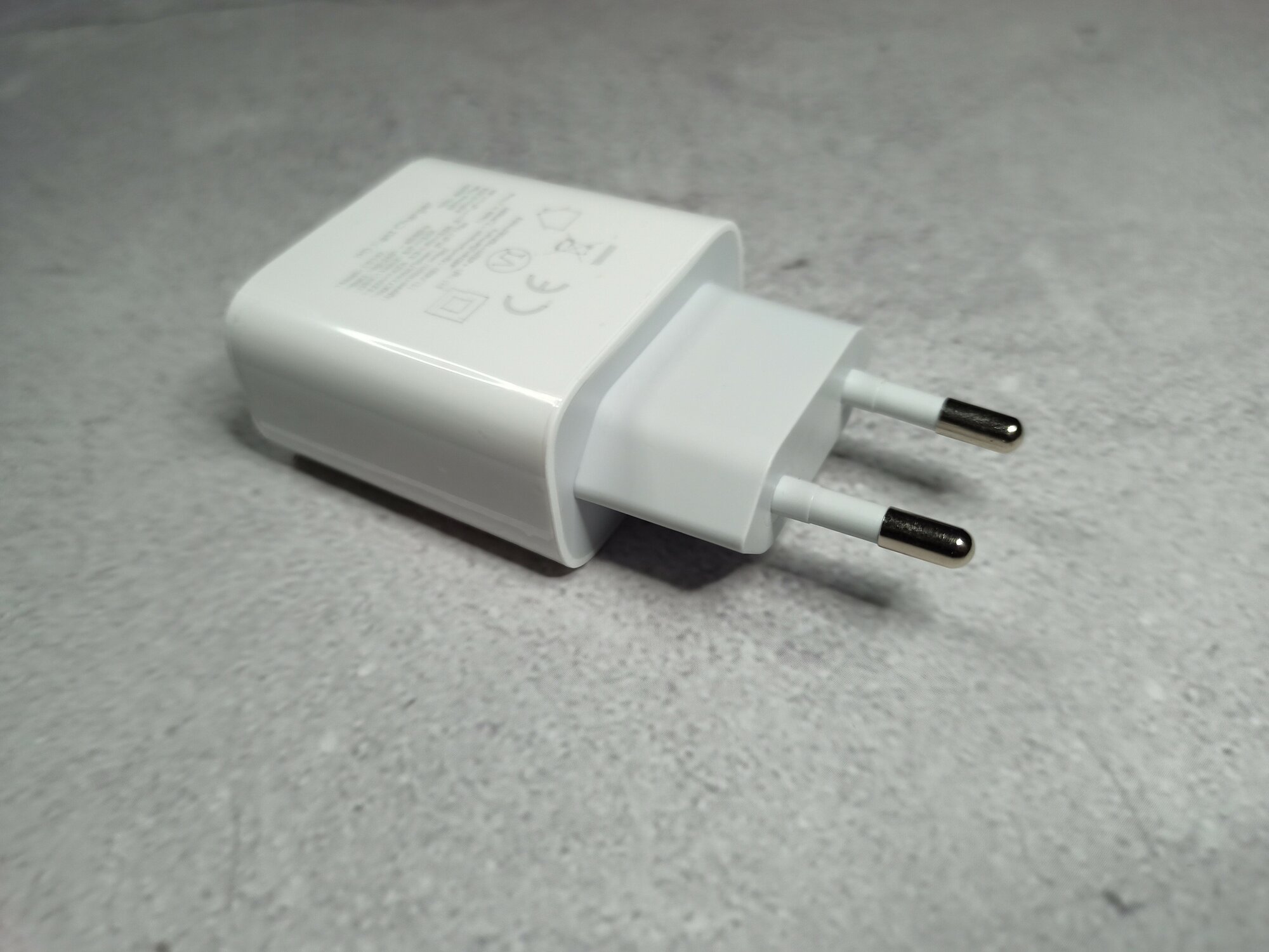 Зарядное устройство сетевое UGREEN 10191_ USB Type-C, 20W, цвет: черный - фото №18
