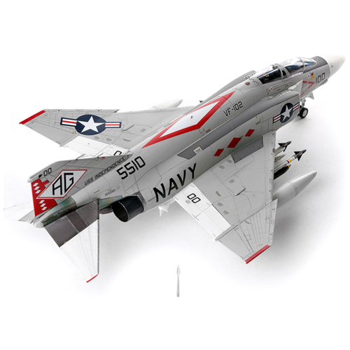 Модель для сборки USN F-4J Phantom VF-102 Diamondbacks (1:48)