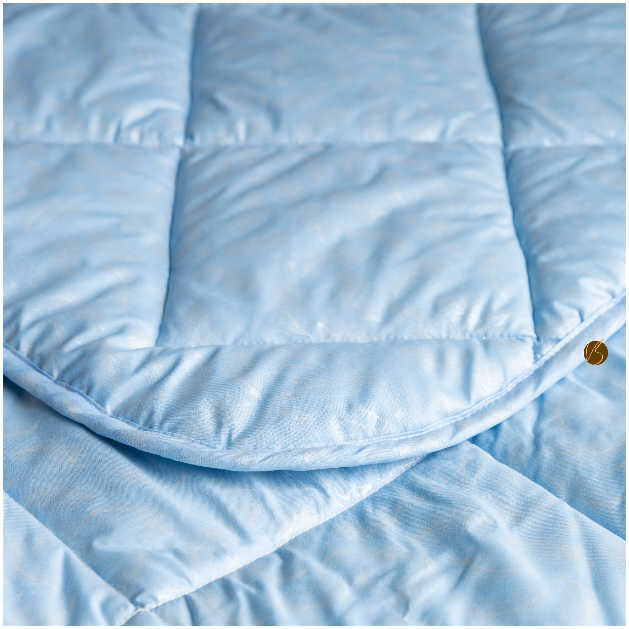 Одеяло 1.5 спальное облегченное лебяжий пух эко 140х205 - фотография № 2