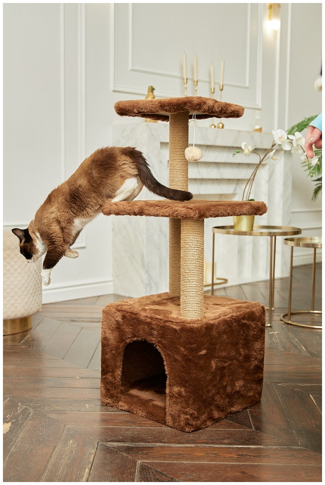 Домик для кошки с когтеточкой и лежанкой (Эц) недорогой игровой комплекс, когтеточка с домиком коричневый - фотография № 6